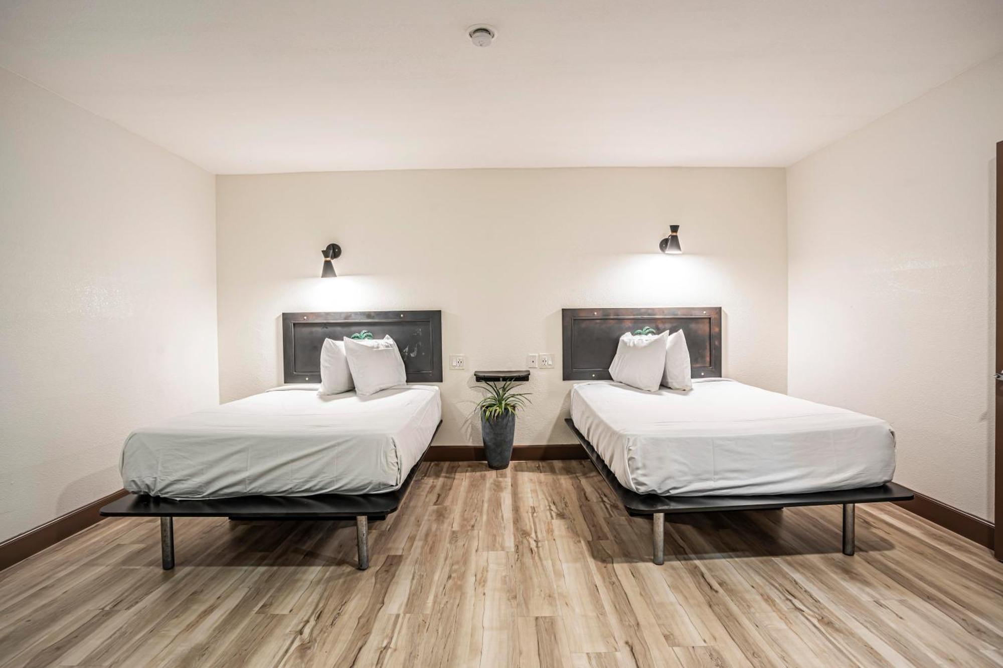 The Greens Hotel On Stockton Сакраменто Екстериор снимка